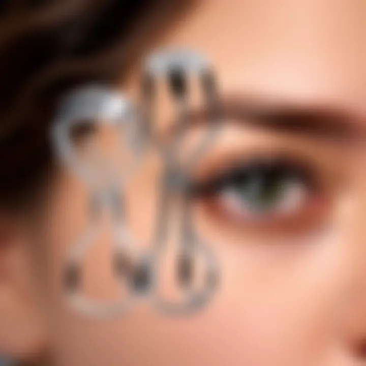 Narrow vs Standard Eyelash Curlers Comparison image highlighting the differences between narrow and standard eyelash curlers.